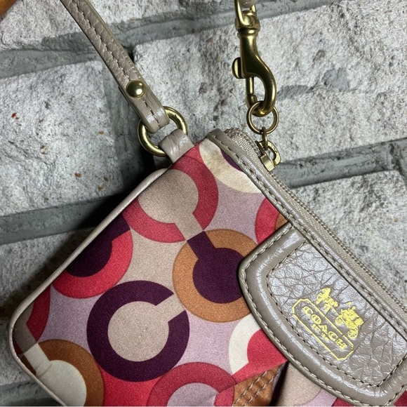 Vintage Y2K Coach Wristlet - Picture 2 of 5
